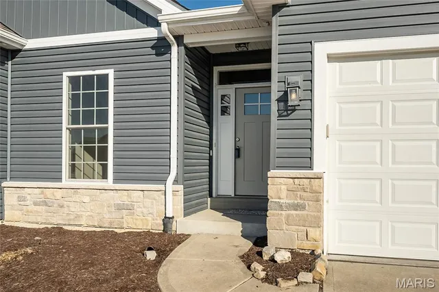 $450,000 | 831 Railway Circle, Wentzville, MO 63385