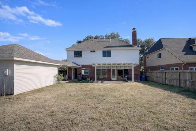 $3,000 | 702 Epperson Way, Sugar Land, TX 77479