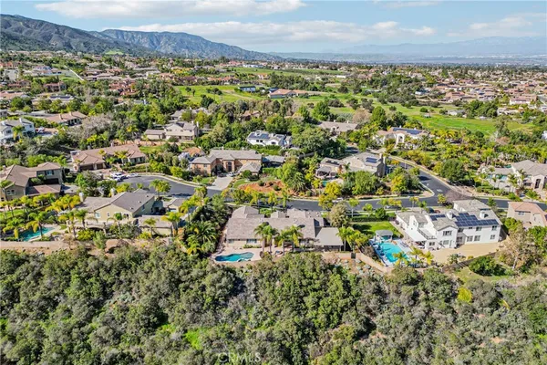 $1,999,990 | 3931 Ashwood Circle, Corona, CA 92881