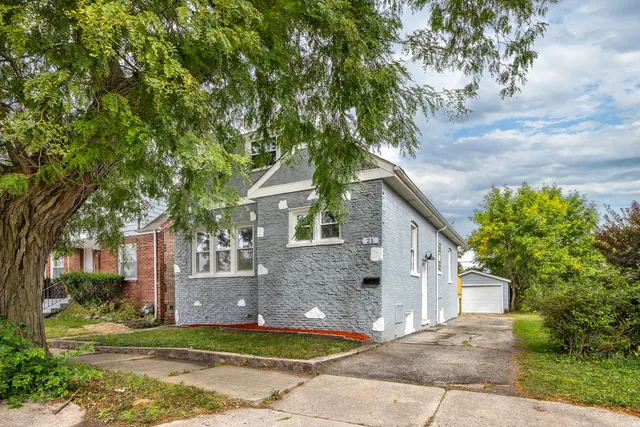 $234,900 | 21 East 140th Court, Riverdale, IL 60827