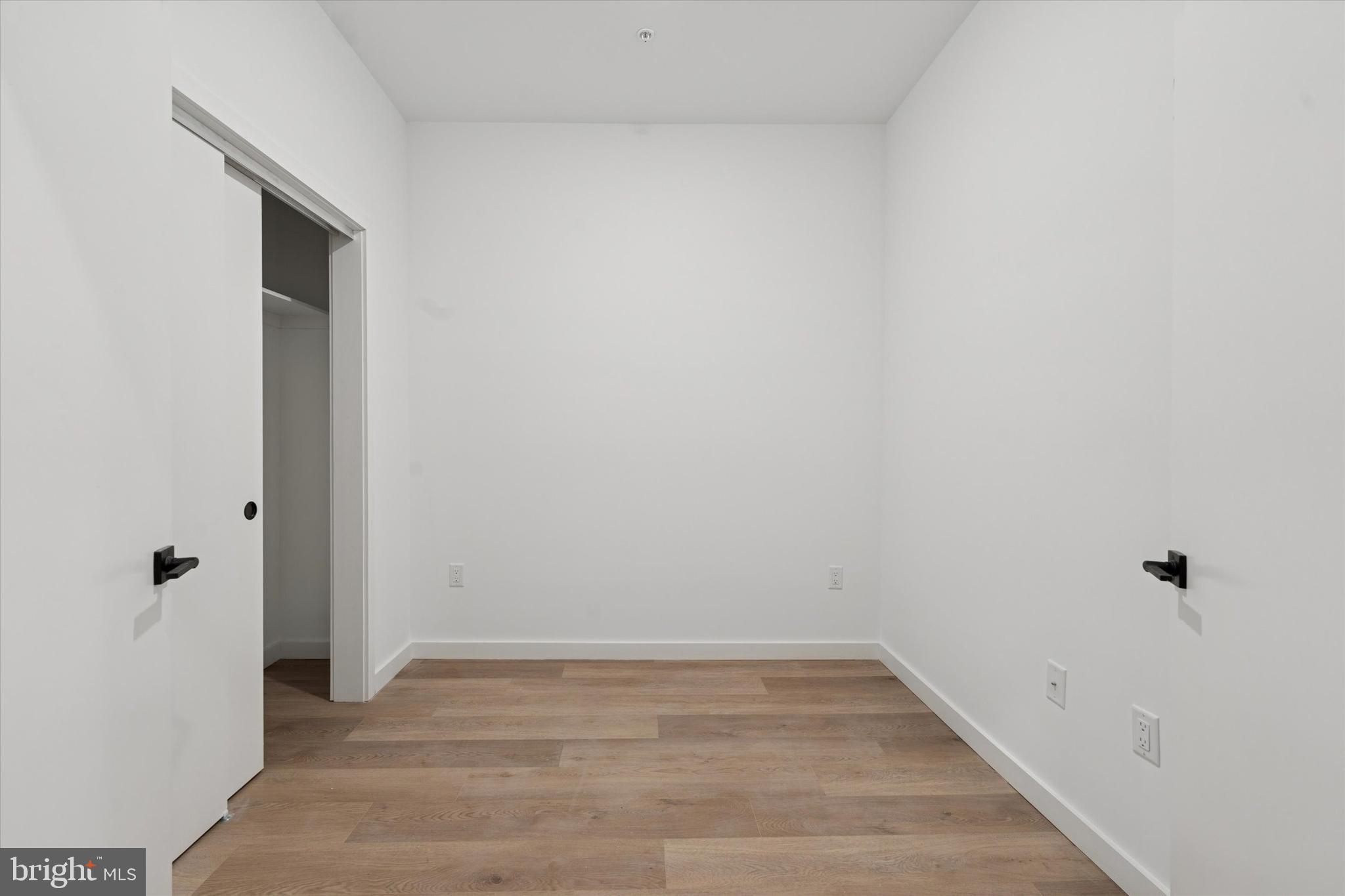 754 South 4th Street, Unit 101 Philadelphia, PA 19147 - Photo 11 of 14 a view of a small space