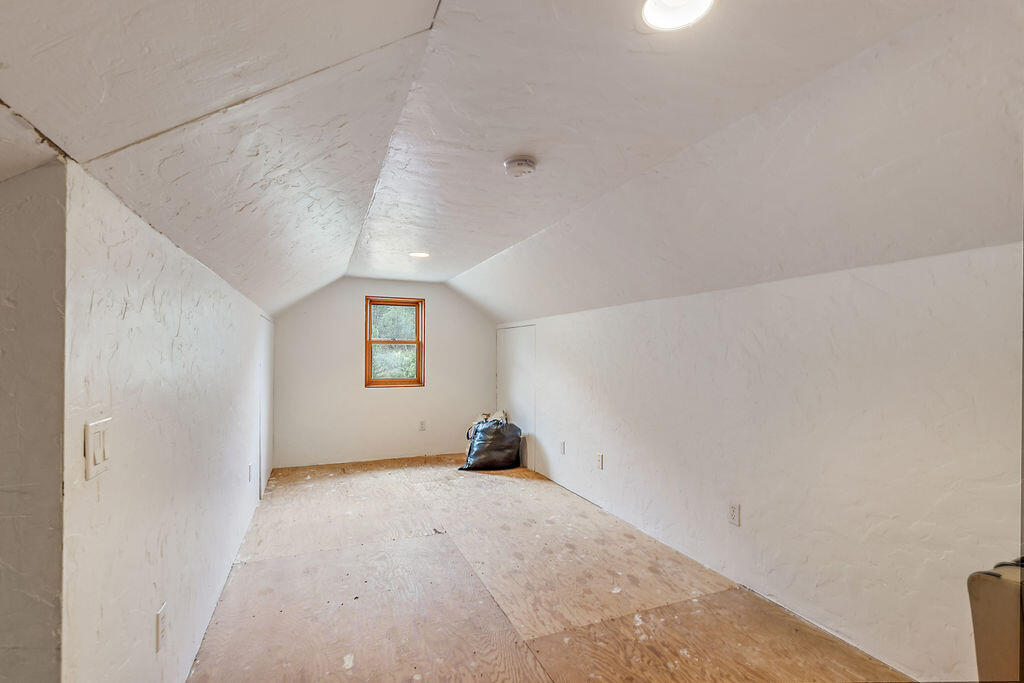 2245 Colestin Road Ashland, OR 97520 - Photo 59 of 69 ApexCR(64)