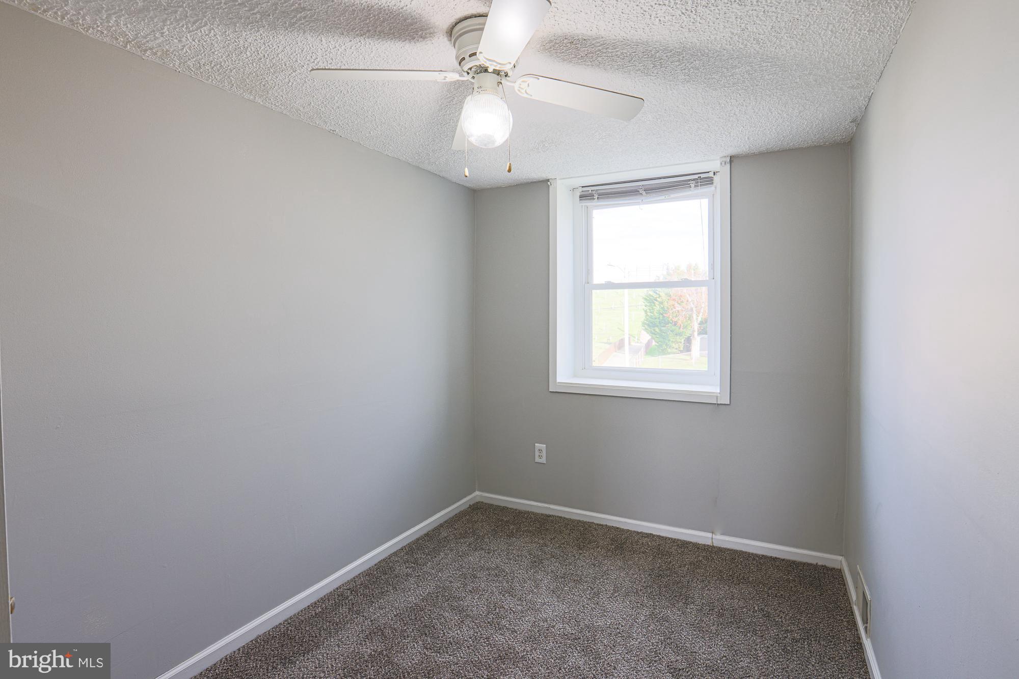 3146 Ryerson Circle Halethorpe, MD 21227 - Photo 26 of 29