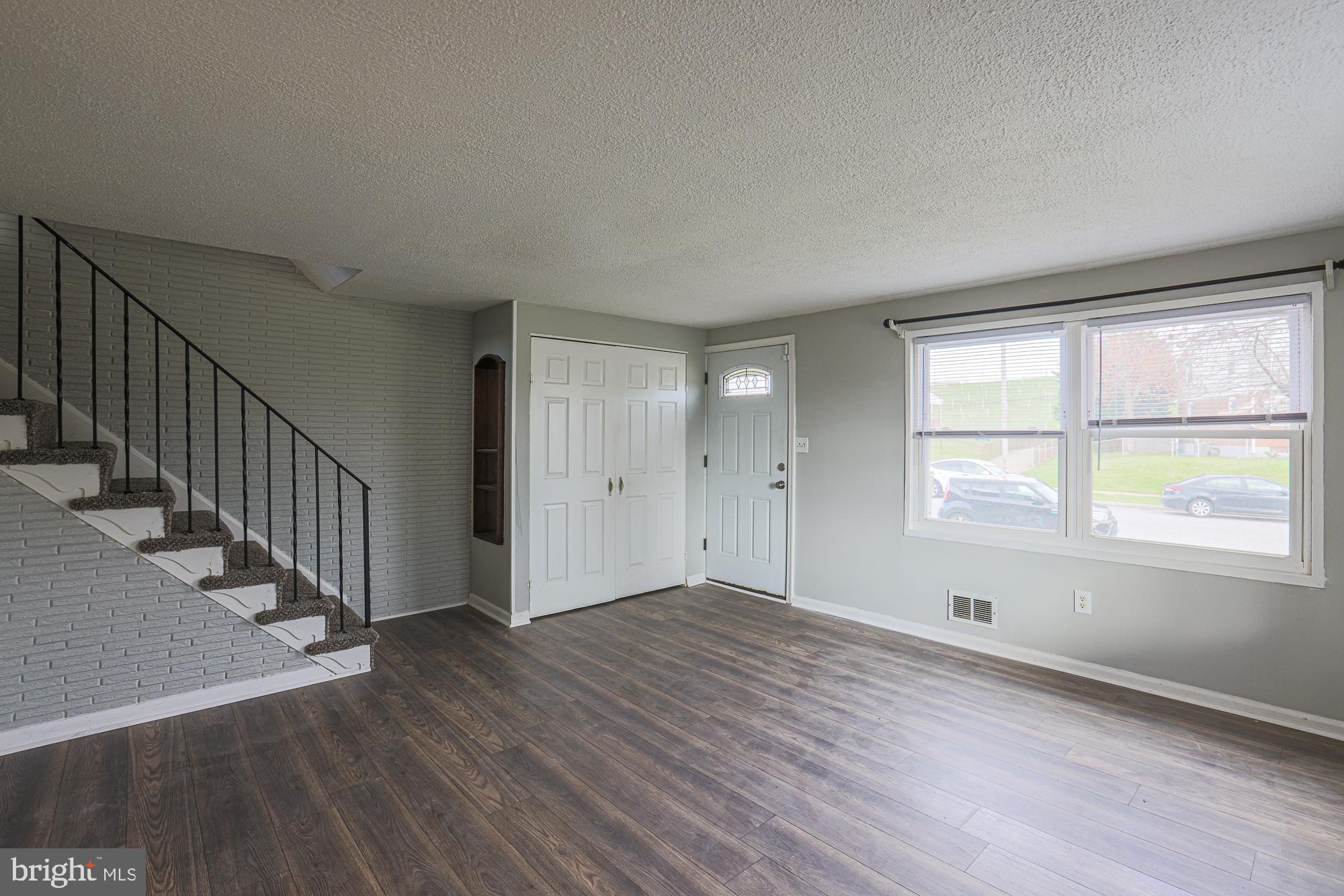 3146 Ryerson Circle Halethorpe, MD 21227 - Photo 10 of 29