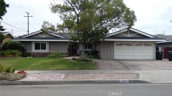 $1,220,000 | 2515 North Cottonwood Street, Orange, CA 92865