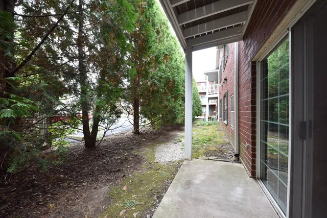 $160,000 | 3243 South 92nd Street, Unit 111, Milwaukee, WI 53227