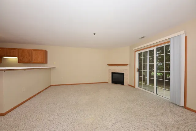 $160,000 | 3243 South 92nd Street, Unit 111, Milwaukee, WI 53227