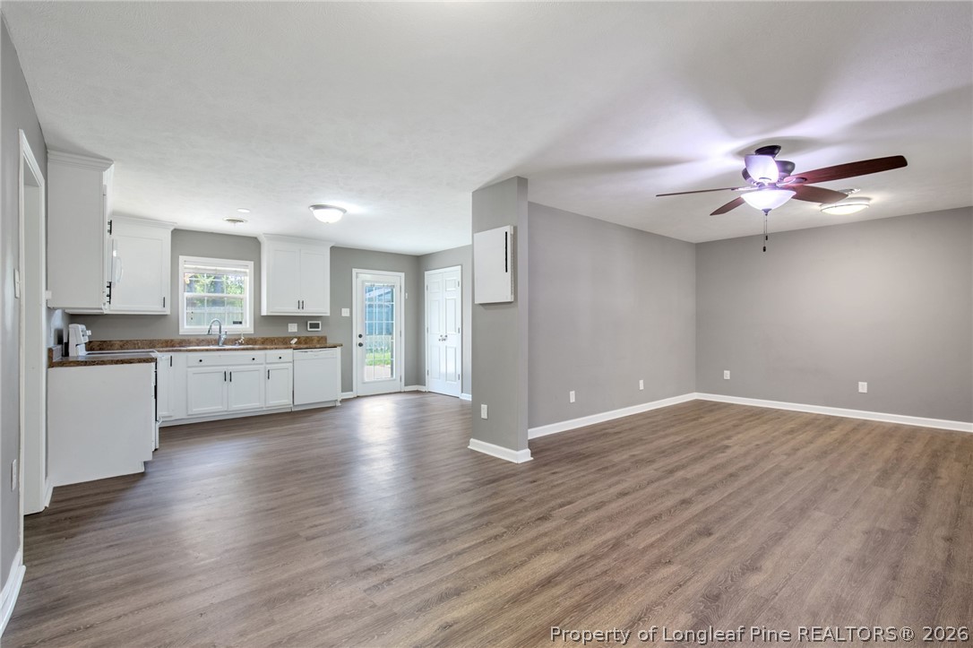 913 Montclair Road Fayetteville, NC 28314 - Photo 4 of 33