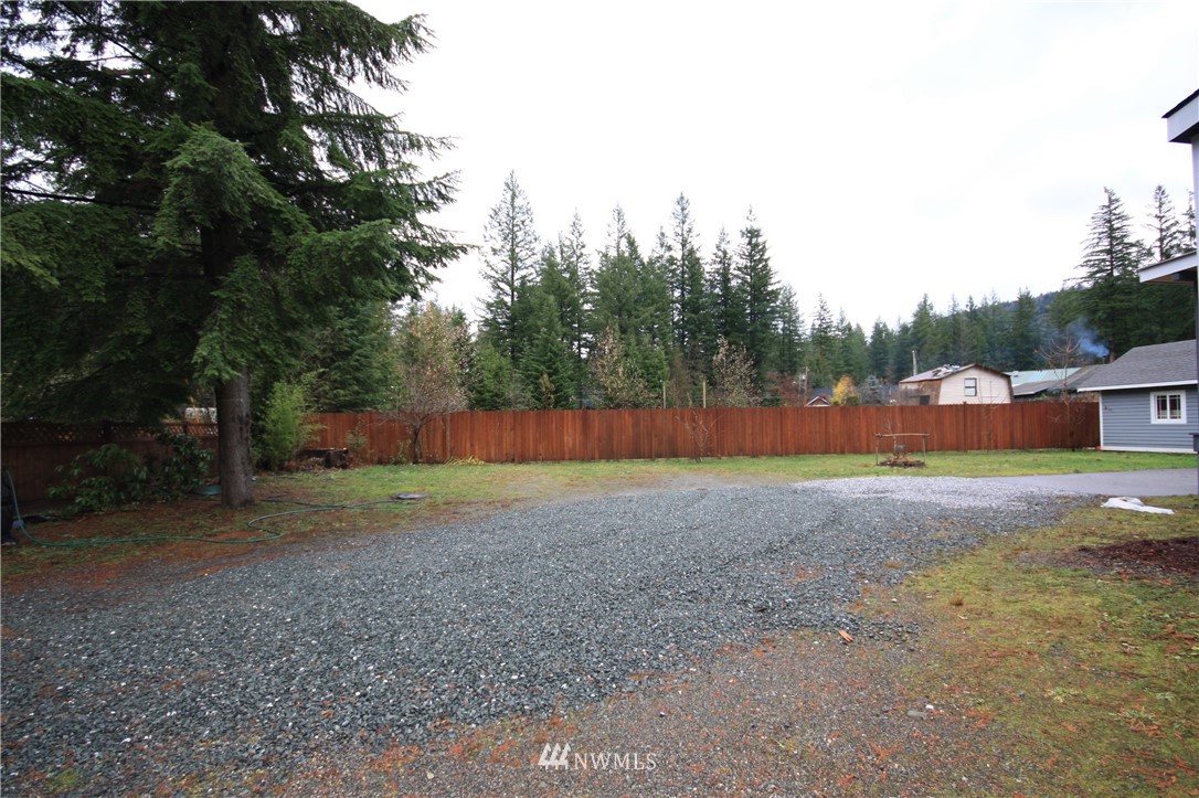 6169 Shamrock Road Maple Falls, WA 98266 - Photo 23 of 25 Gallery Image 23
