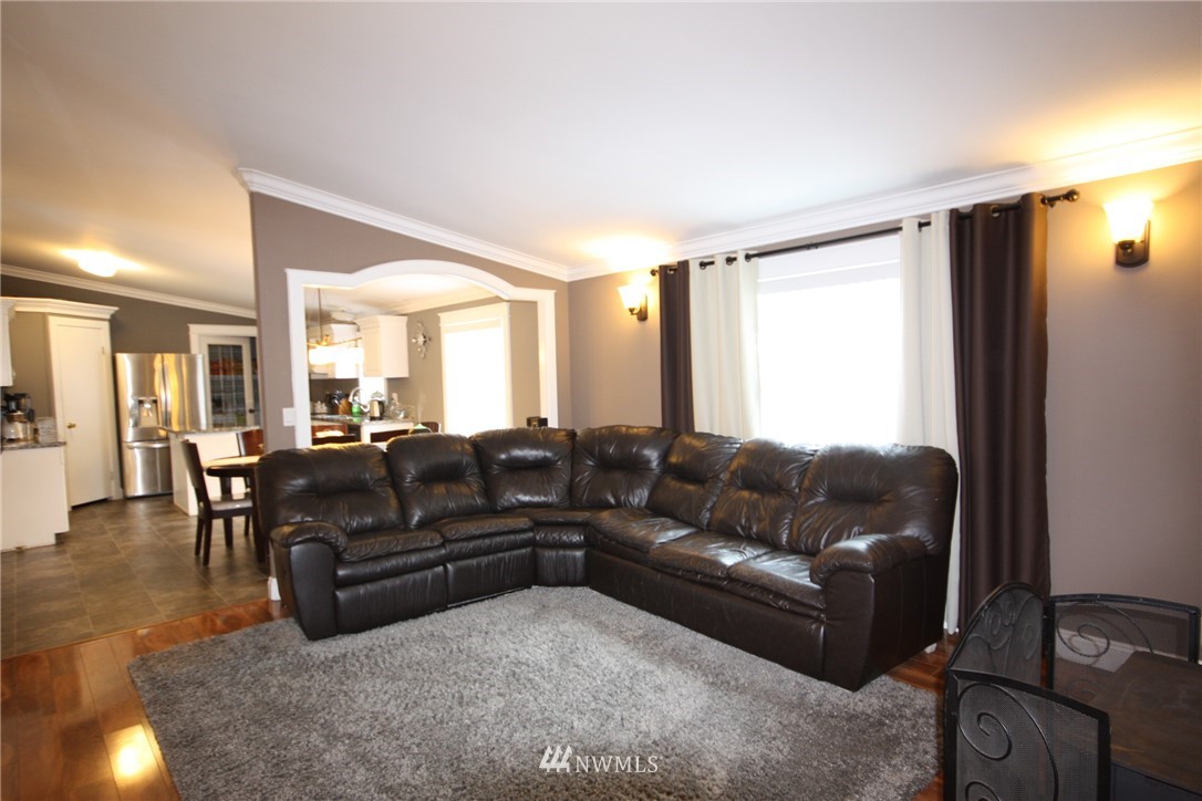 6169 Shamrock Road Maple Falls, WA 98266 - Photo 10 of 25 Gallery Image 10