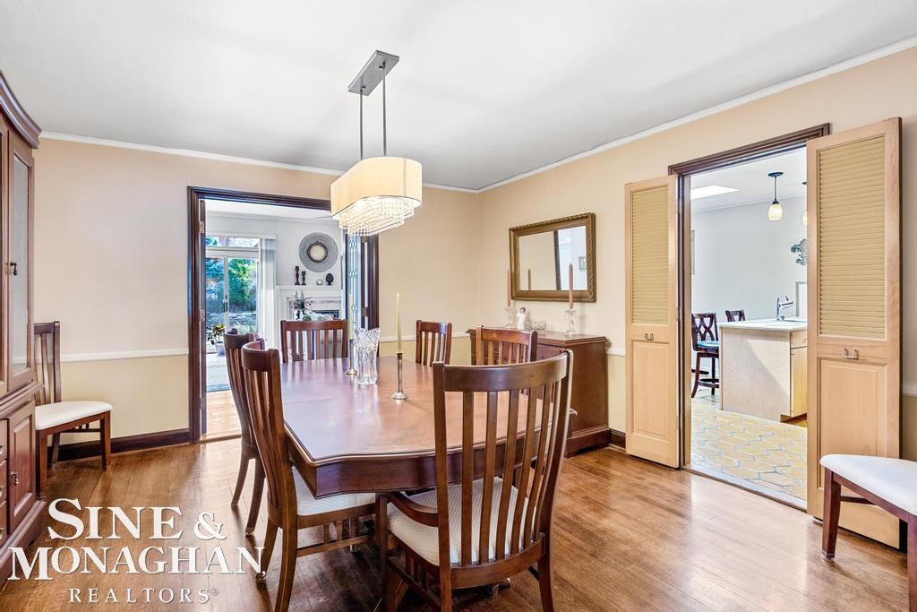 617 Rivard Boulevard Grosse Pointe, MI 48230 - Photo 8 of 44 50105992-8.JPG