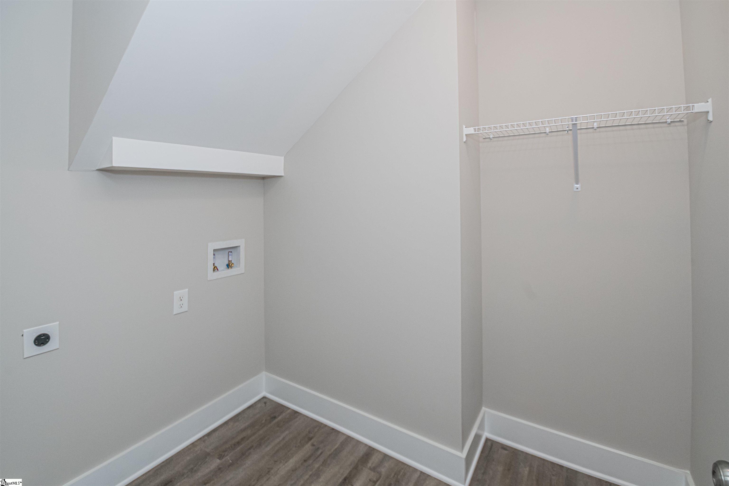 216 Plantation Road Greenville, SC 29605 - Photo 17 of 35 Gallery Image 17