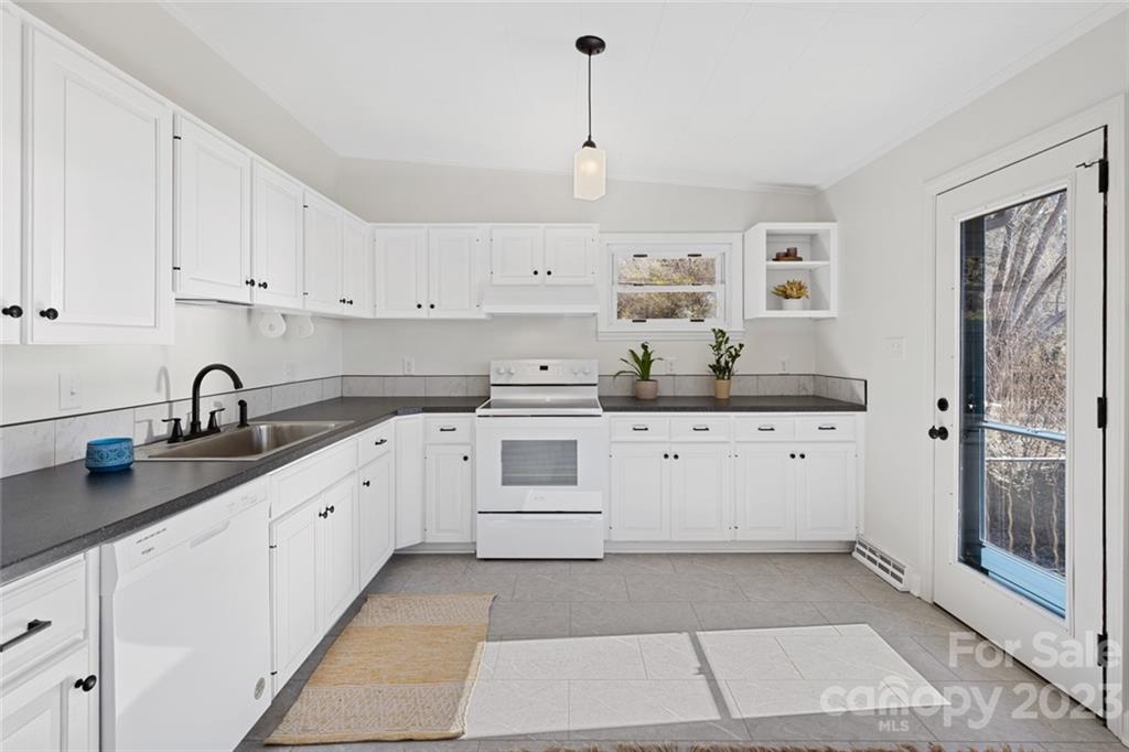 70 Longview Road Asheville, NC 28806 - Photo 22 of 35 Gallery Image 22