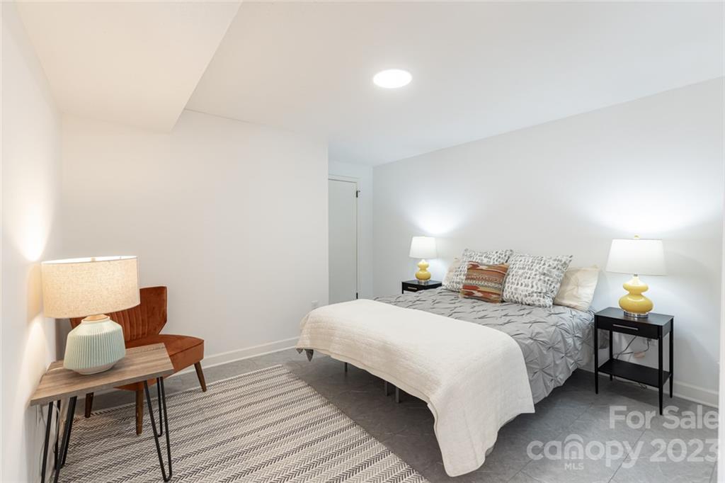 70 Longview Road Asheville, NC 28806 - Photo 35 of 35 Gallery Image 35