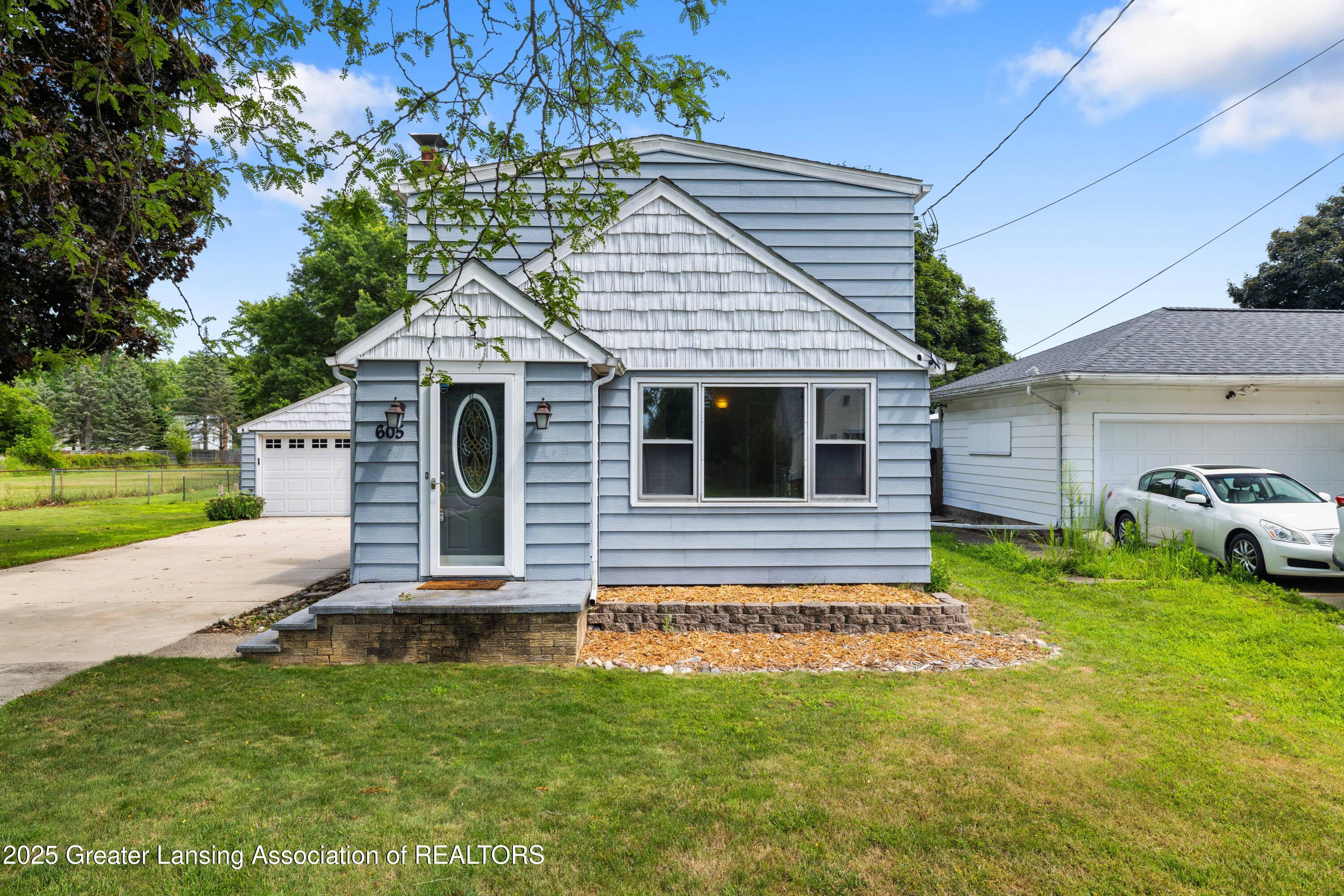605 Clement Road Lansing, MI 48917 - Photo 2 of 51 AKP-13 (4)