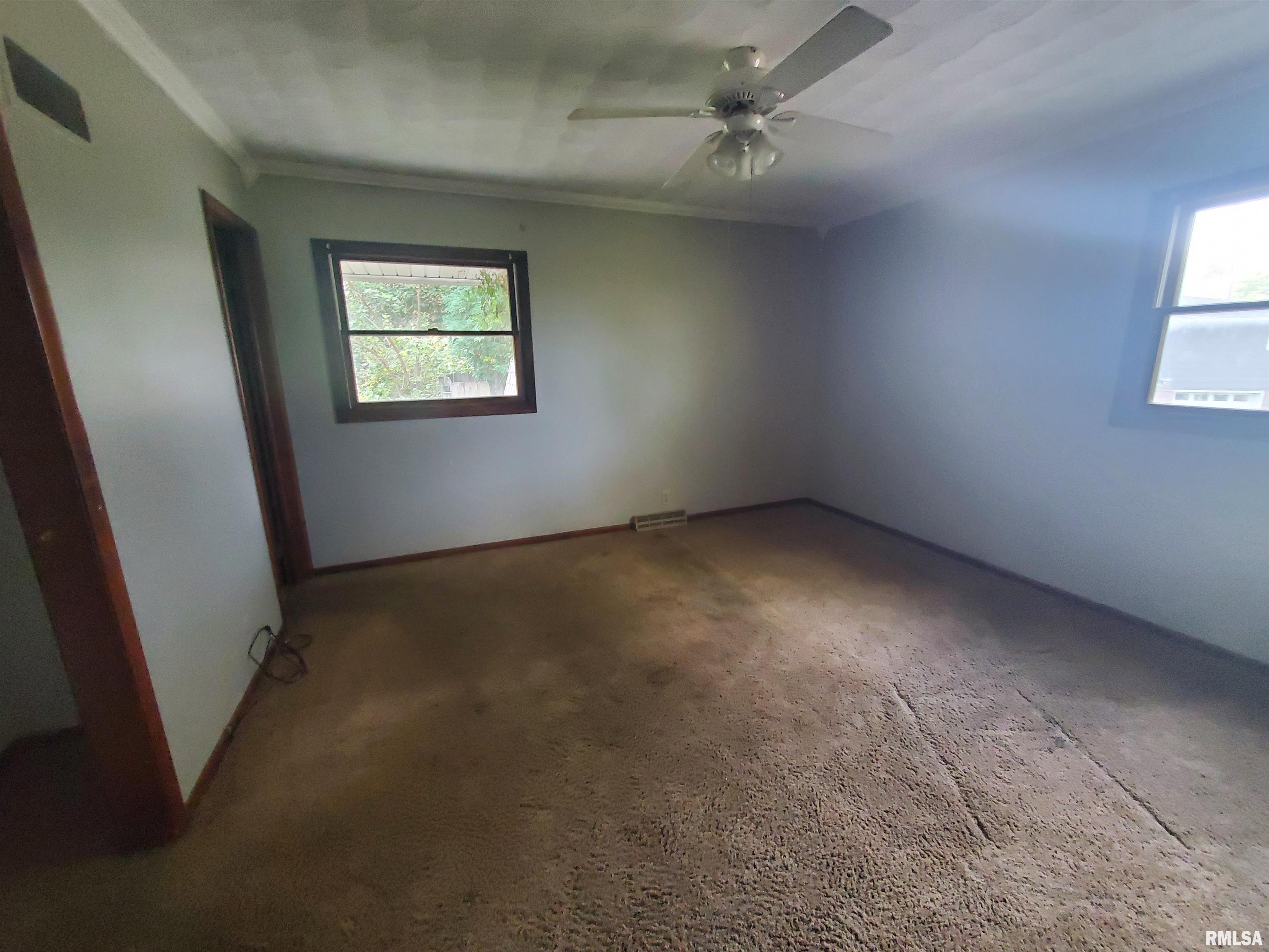 1637 Harrison Drive Clinton, IA 52732 - Photo 10 of 14