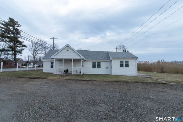 $539,900 | 296 East Main Street, Clinton, CT 06413
