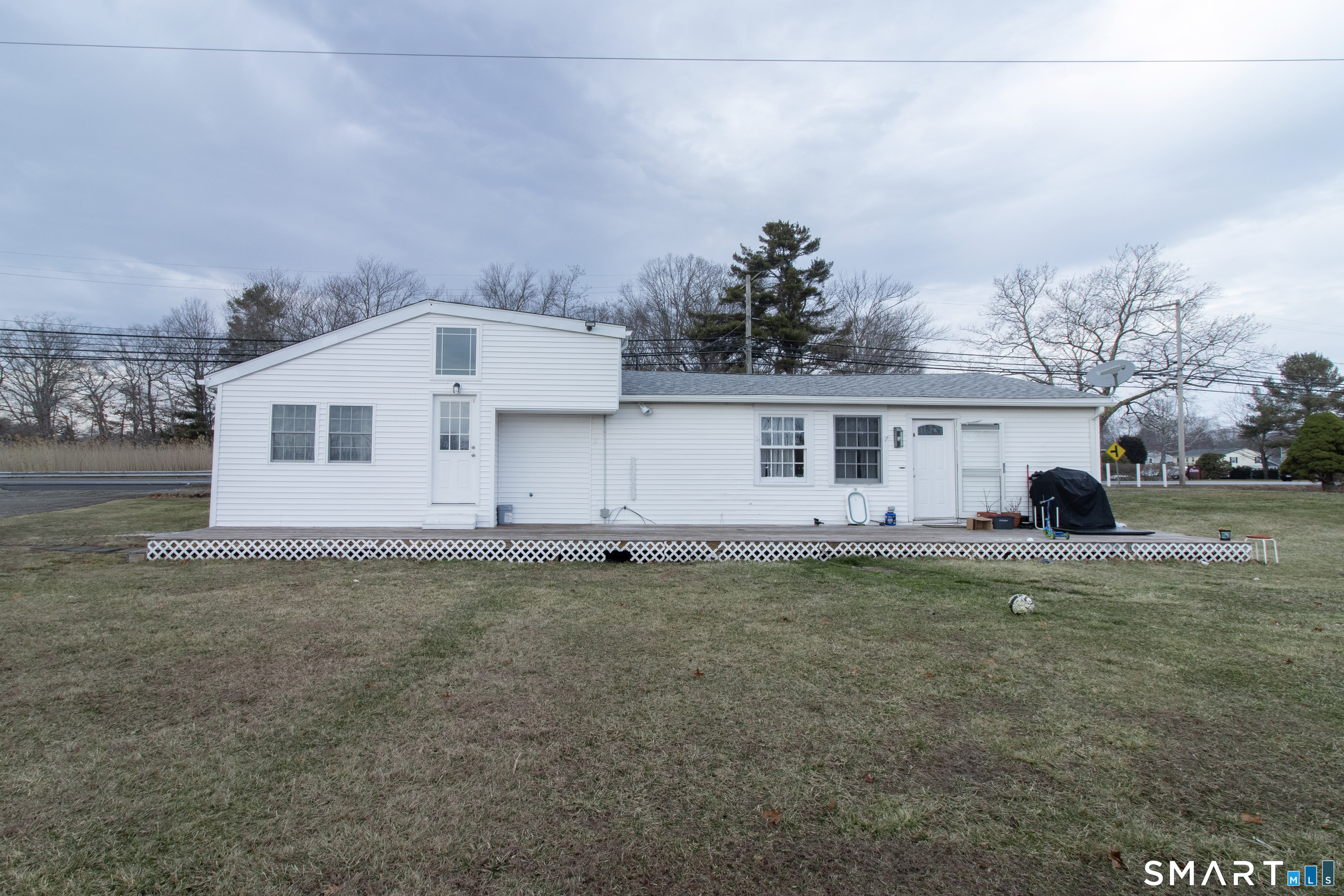 296 East Main Street Clinton, CT 06413 - Photo 19 of 32