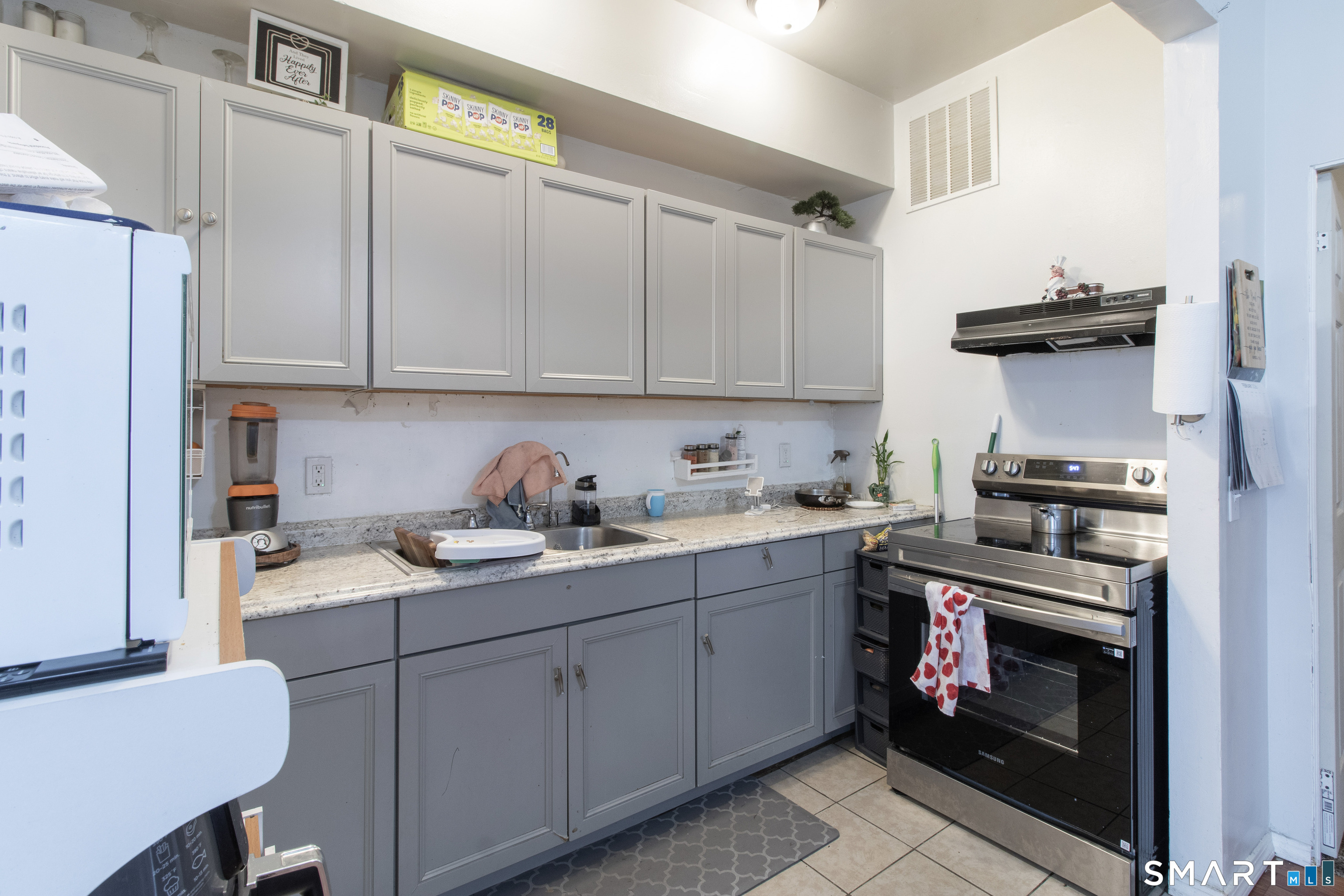 296 East Main Street Clinton, CT 06413 - Photo 24 of 32