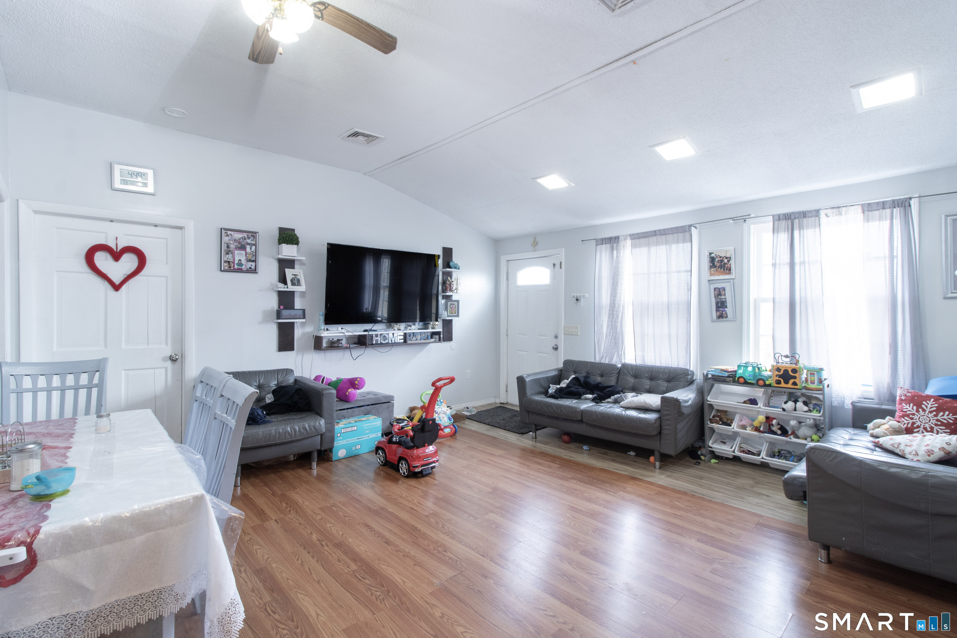 296 East Main Street Clinton, CT 06413 - Photo 26 of 32