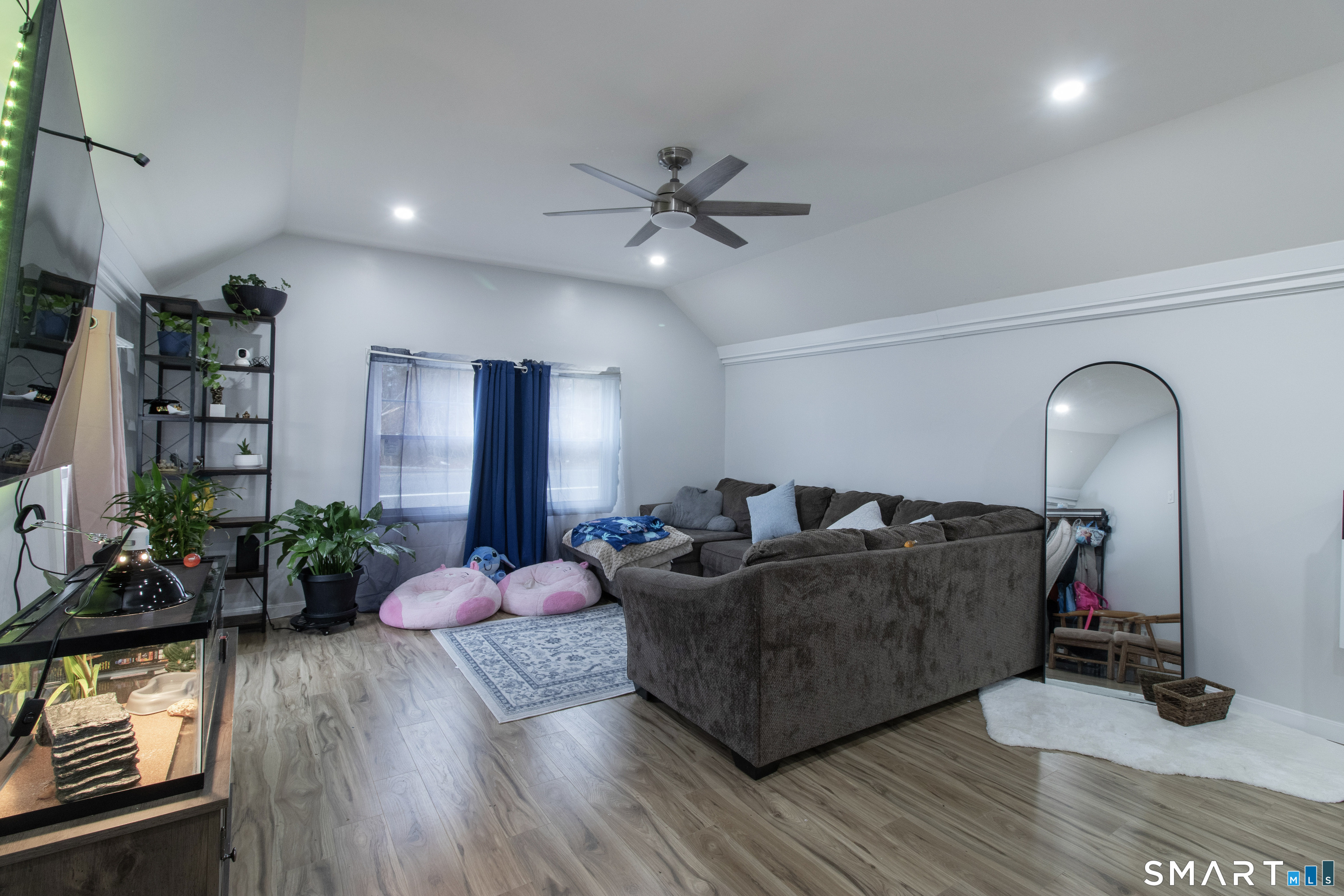 296 East Main Street Clinton, CT 06413 - Photo 4 of 32