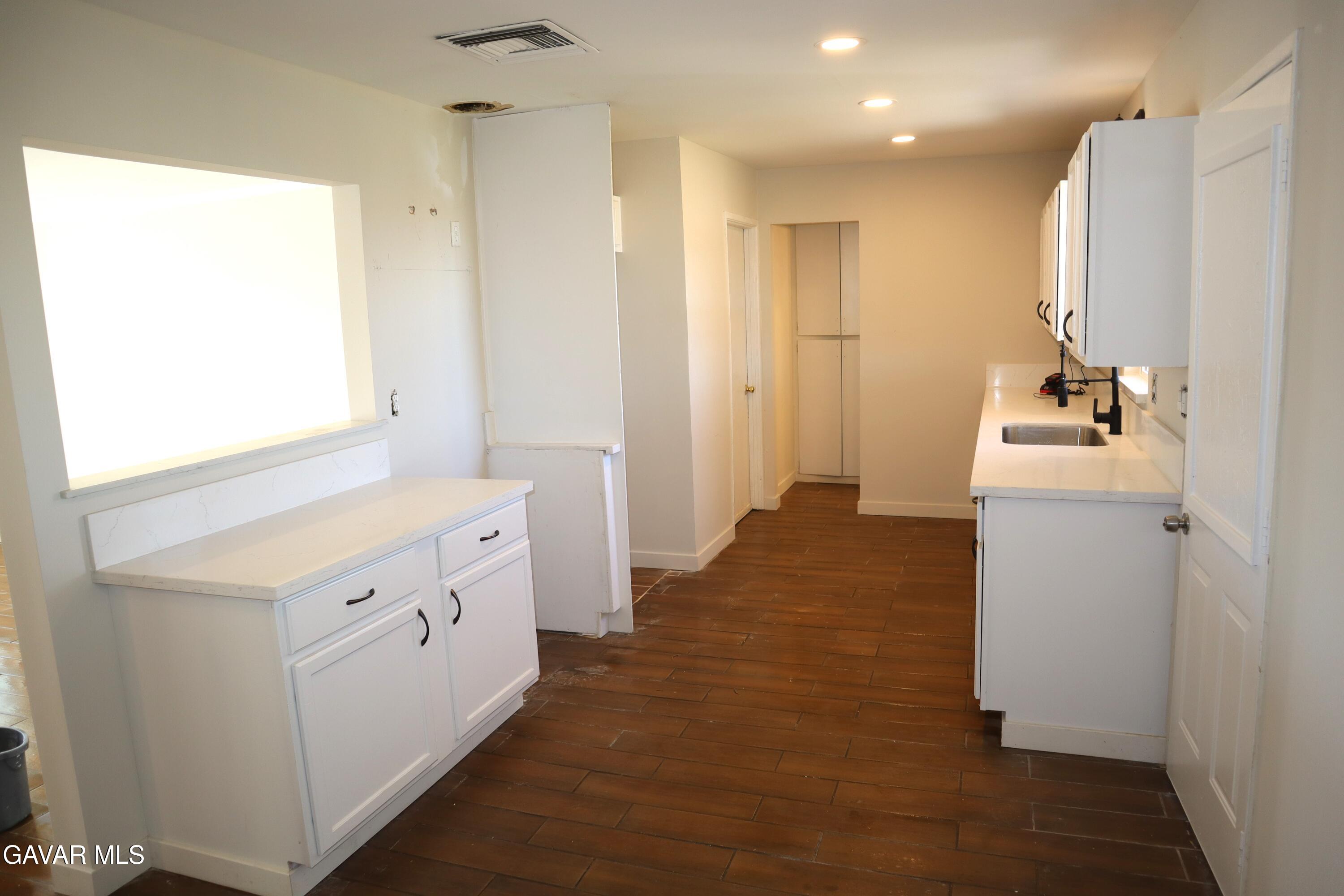 12639 Daisy Street Boron, CA 93516 - Photo 8 of 22 IMG_2606