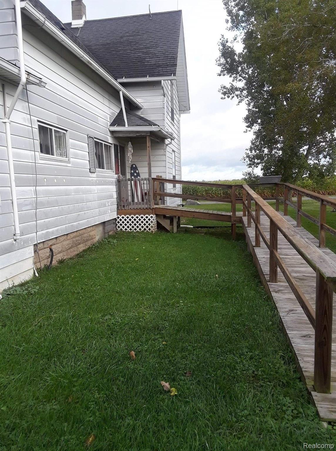 5200 East Frost Road Webberville, MI 48892 - Photo 21 of 21 received_697412157402017.jpeg