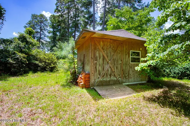 $225,000 | 2301 Stallings Drive, Kinston, NC 28504