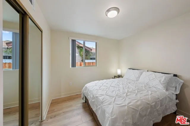 $5,200 | 5912 South Flower Street, Los Angeles, CA 90003