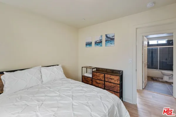 $4,600 | 5912 South Flower Street, Los Angeles, CA 90003