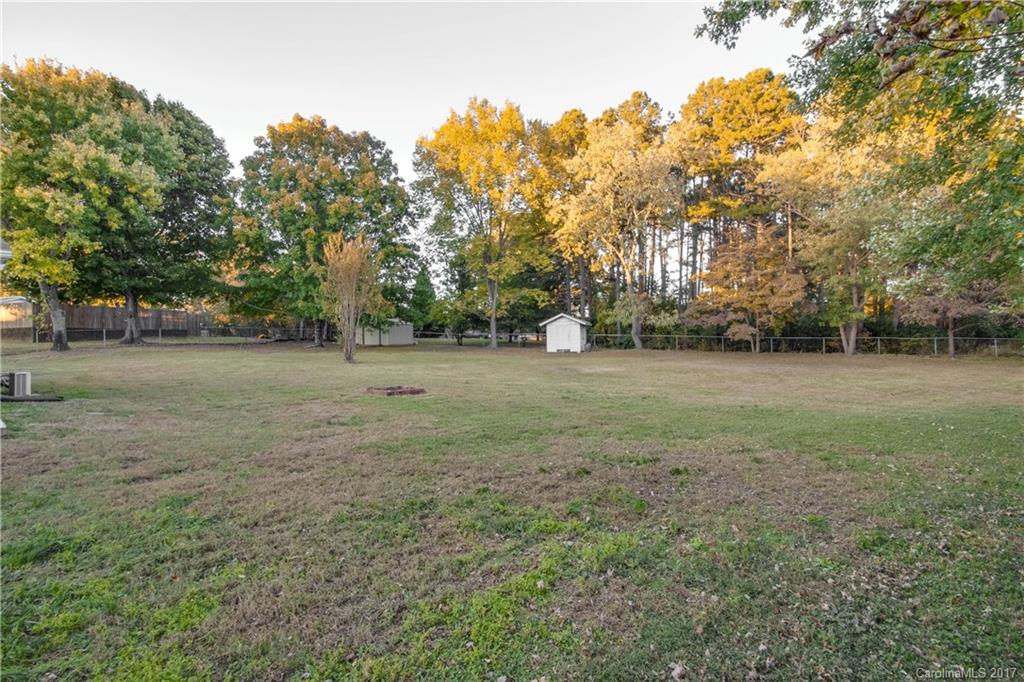130 Pine Valley Road Salisbury, NC 28147 - Photo 3 of 23