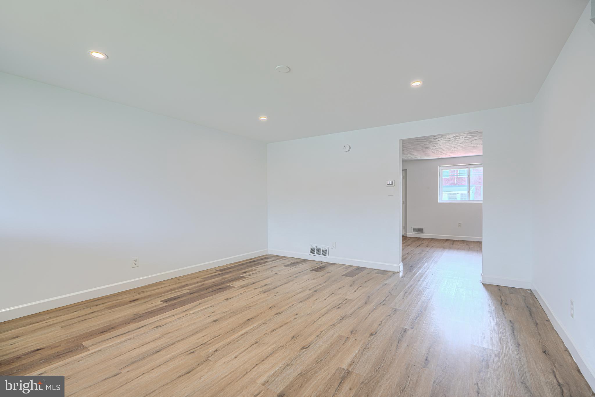 7827 Harold Road Dundalk, MD 21222 - Photo 8 of 45