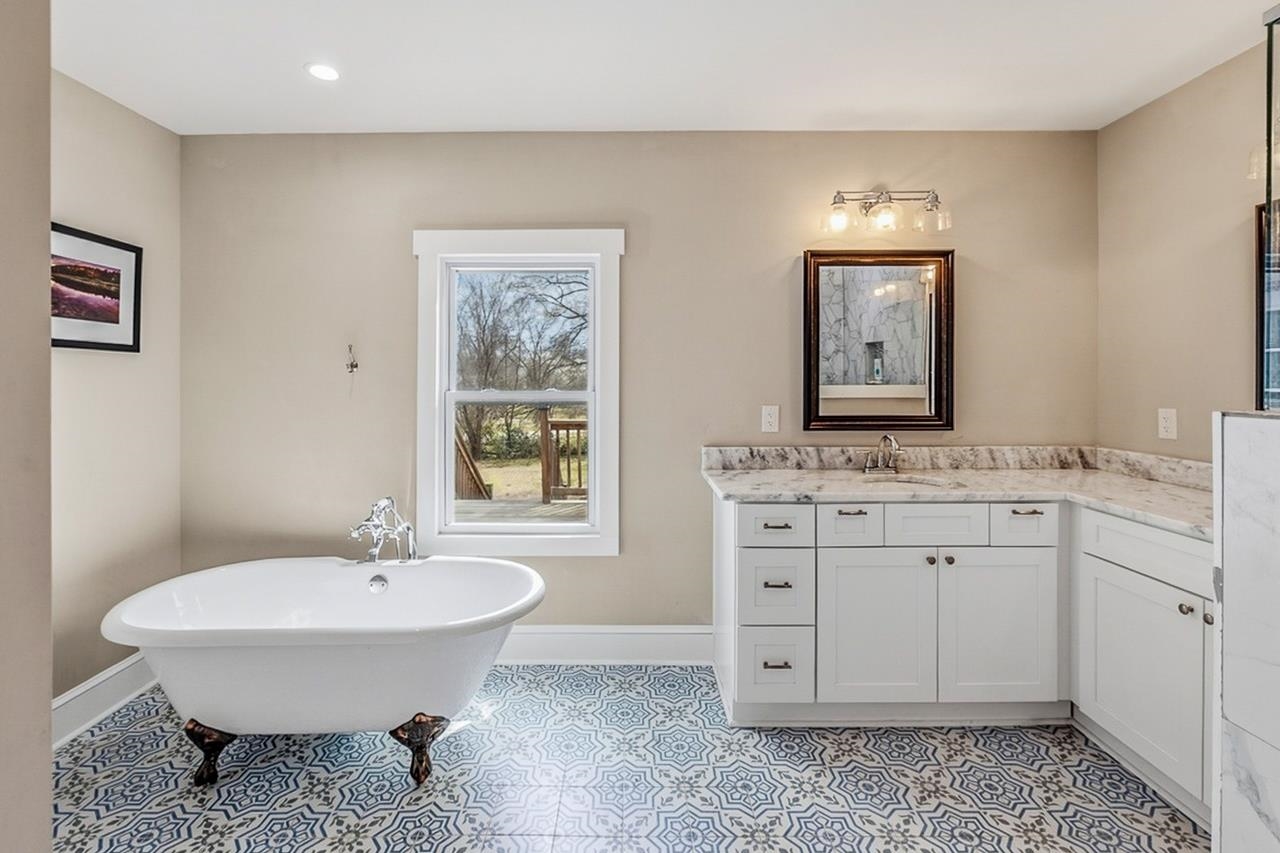 314 Depot Street Campobello, SC 29322 - Photo 23 of 42