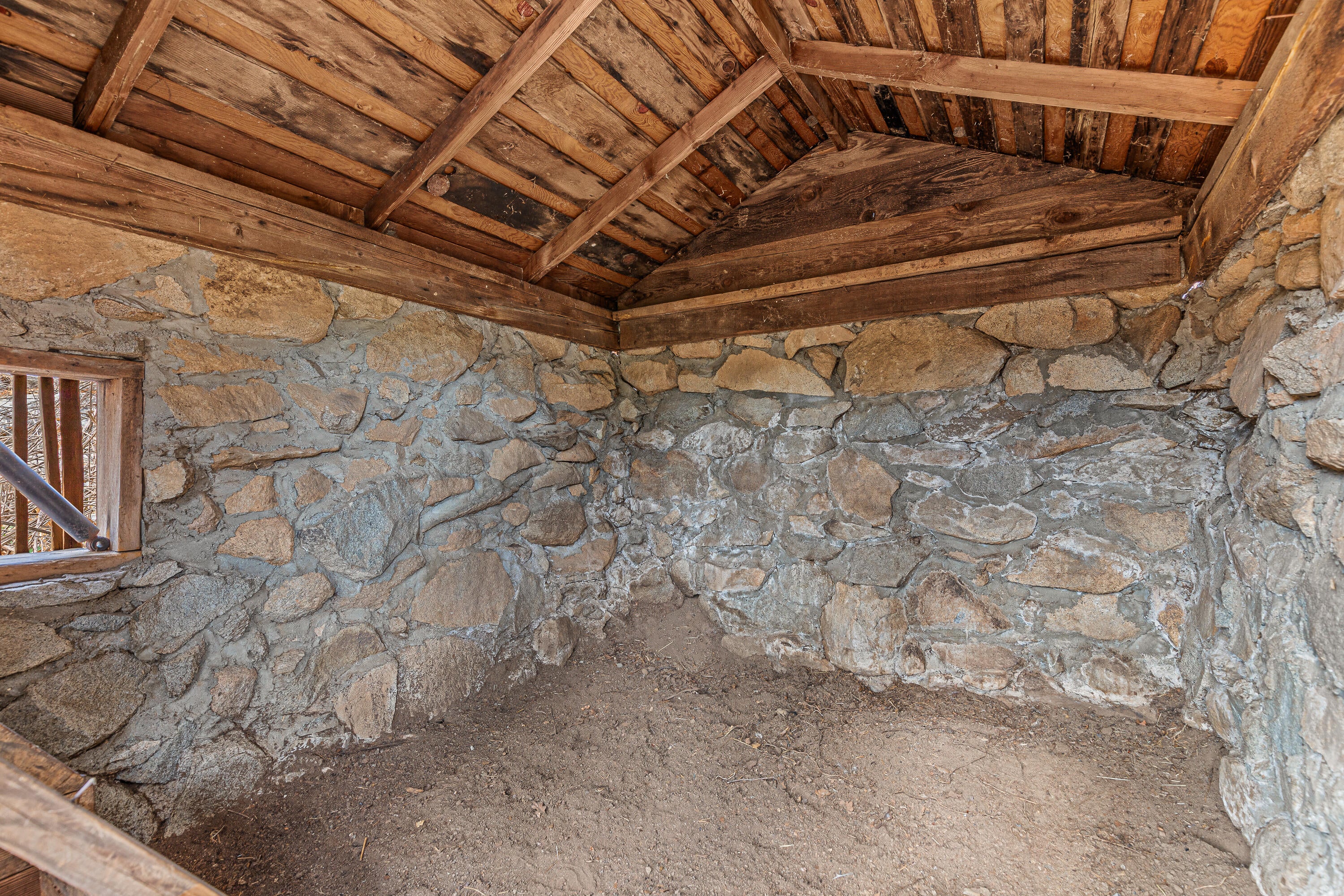 1865 Old Military Road Central Point, OR 97502 - Photo 61 of 77 Interior of chicken coop