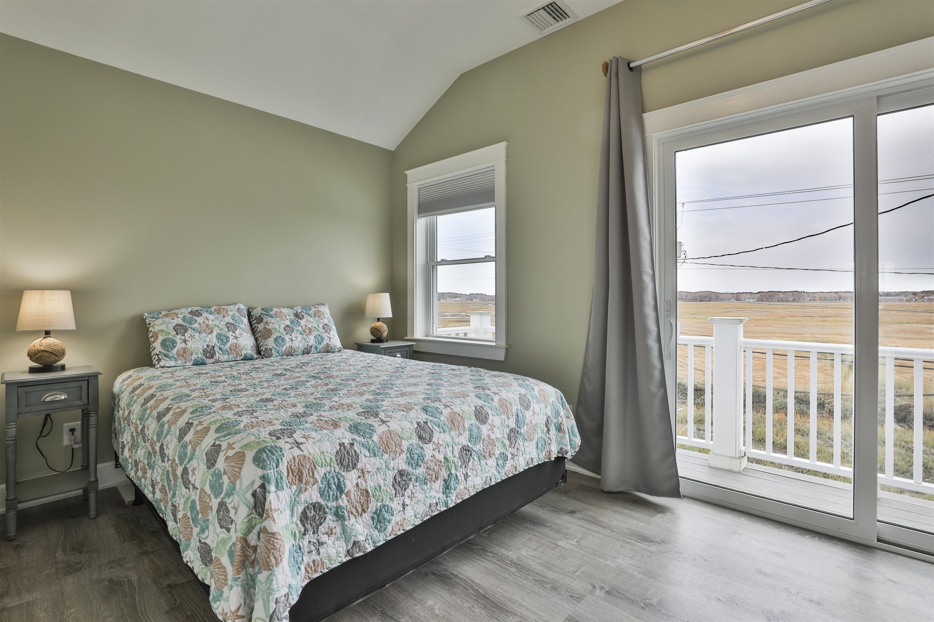 401 C Ocean Boulevard Hampton, NH 03842 - Photo 11 of 36