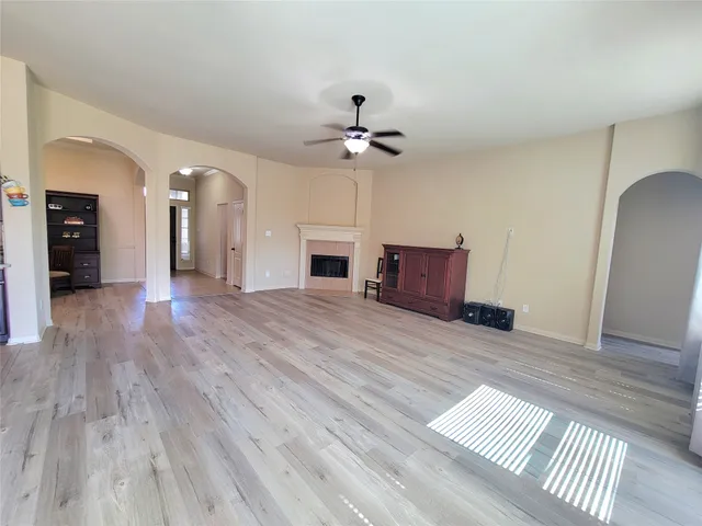 $2,200 | 142 Round Lake Drive, Rosenberg, TX 77469