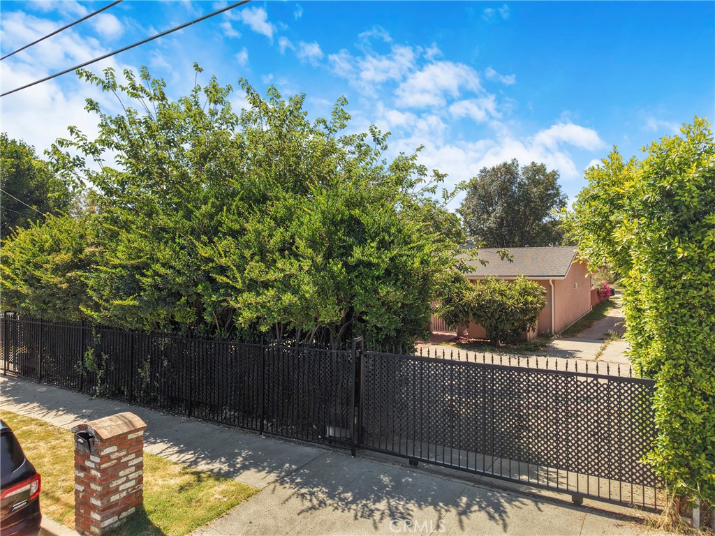 19000 Strathern Street Reseda, CA 91335 - Photo 34 of 42