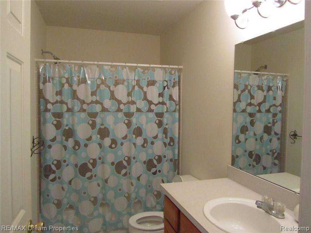 3685 Riverside Drive Canton, MI 48188 - Photo 18 of 26 3685 Riverside Dr Canton Mi 058.JPG