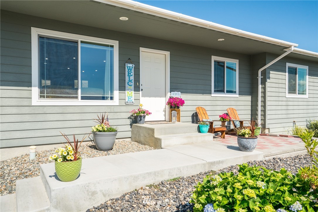 2157 Citation Loop Wenatchee, WA 98801 - Photo 2 of 34 Gallery Image 2