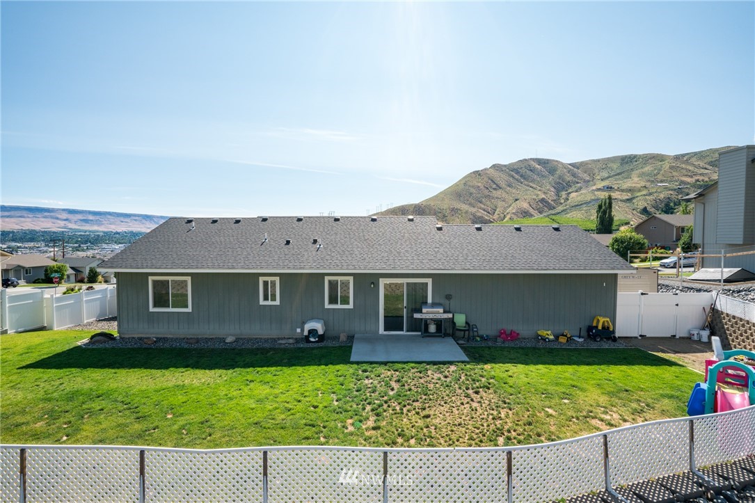 2157 Citation Loop Wenatchee, WA 98801 - Photo 14 of 34 Gallery Image 14