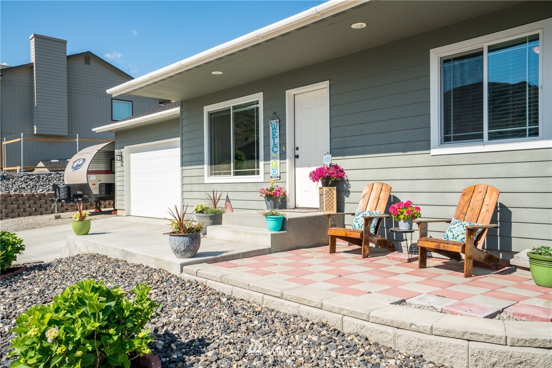 2157 Citation Loop Wenatchee, WA 98801 - Photo 3 of 34 Gallery Image 3