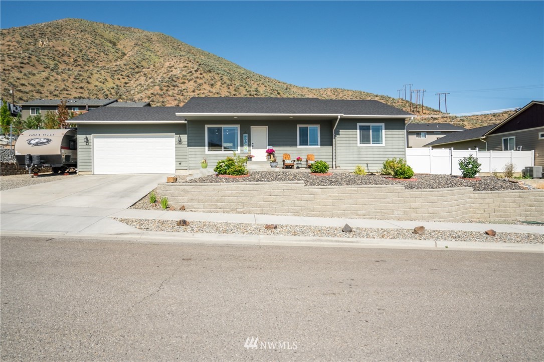 2157 Citation Loop Wenatchee, WA 98801 - Photo 4 of 34 Gallery Image 4