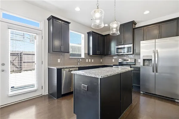 $2,275 | 2730 Kemp Court, Conyers, GA 30094