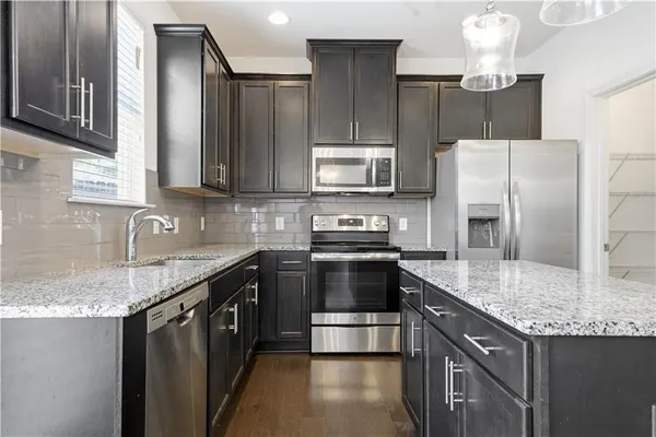 $2,275 | 2730 Kemp Court, Conyers, GA 30094