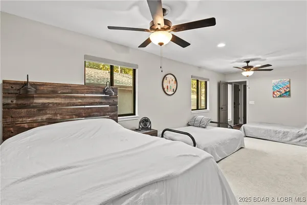 $850,000 | 472 Osage Oaks Drive, Climax Springs, MO 65324