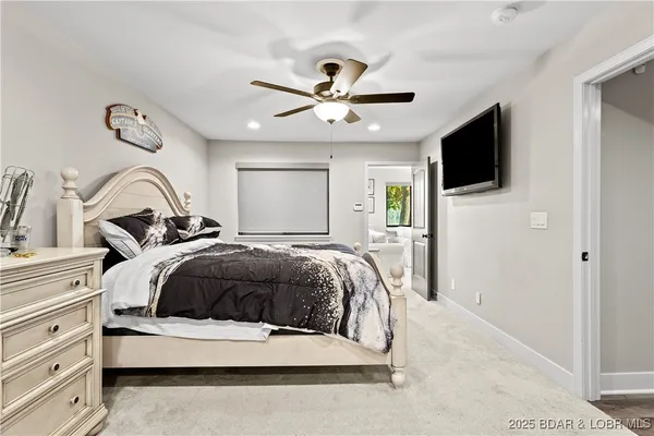 $850,000 | 472 Osage Oaks Drive, Climax Springs, MO 65324