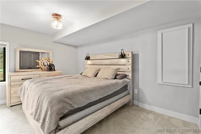 $875,000 | 472 Osage Oaks Drive, Climax Springs, MO 65324