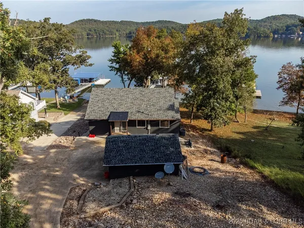 $850,000 | 472 Osage Oaks Drive, Climax Springs, MO 65324