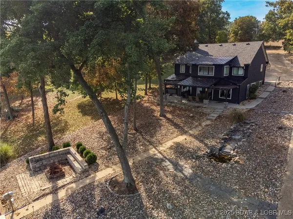 $850,000 | 472 Osage Oaks Drive, Climax Springs, MO 65324