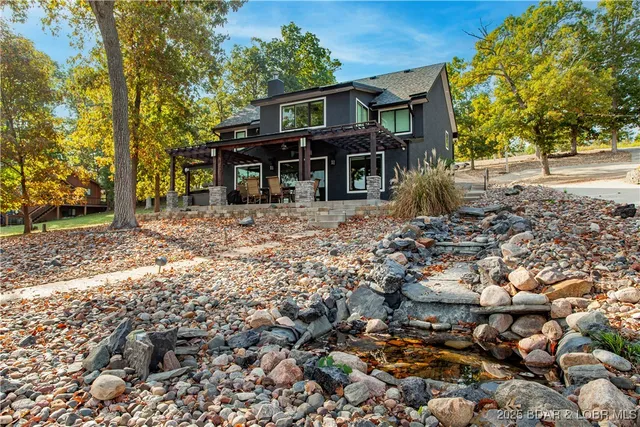 $875,000 | 472 Osage Oaks Drive, Climax Springs, MO 65324